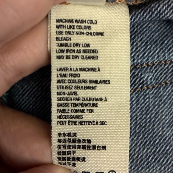 We The Free Distressed Denim Shorts 27 - Picture 11 of 14